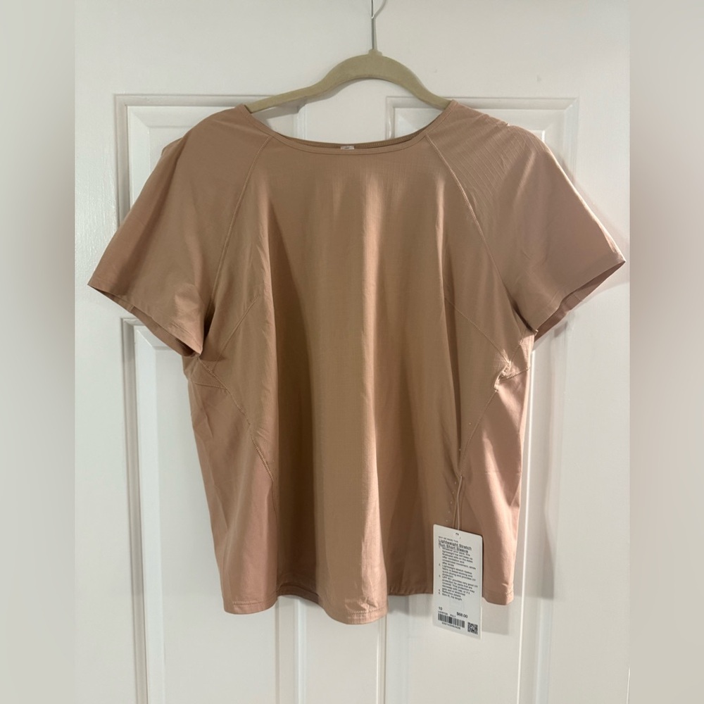 Lululemon Women’s Top NWT
